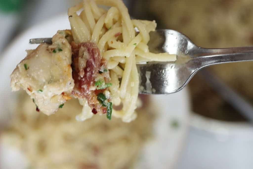 creamy chicken bacon pasta - time to eat the bite. every bite must have a little of everything, right?