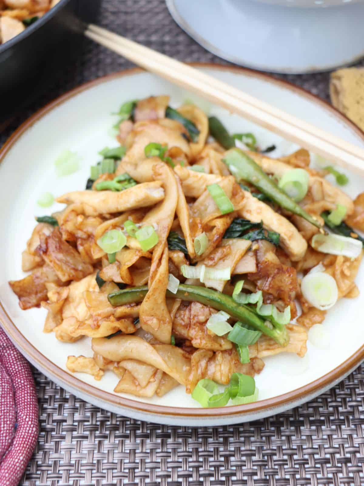 close up front view of Easy Chicken Pad See Ew - Stir Fry Thai Noodles